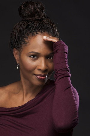 Suzzanne Douglas photo