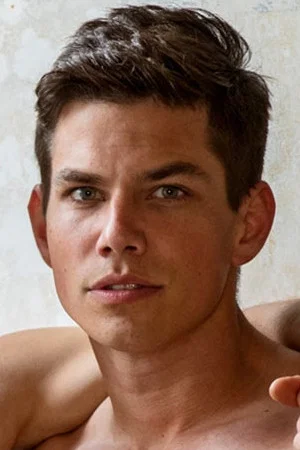 Photo of Adam Archuleta from the Latest Netflix gallery