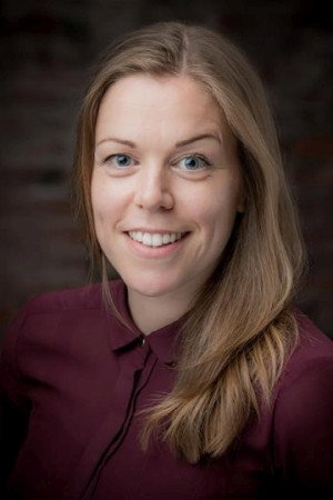 Photo of Kathryn Hanke from the Latest Netflix gallery