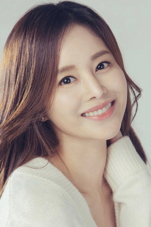 Photo of Lee Young-ah from the Latest Netflix gallery