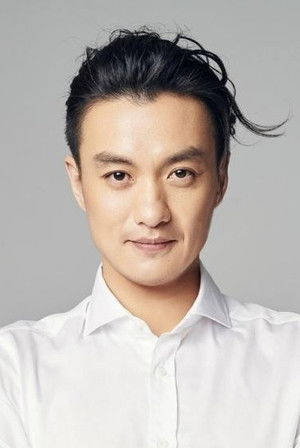 Zhou Yiwei photo