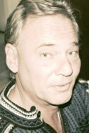 Photo of Géo Forster from the Latest Netflix gallery