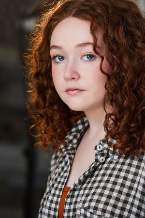 Photo of Isabella Watts from the Latest Netflix gallery