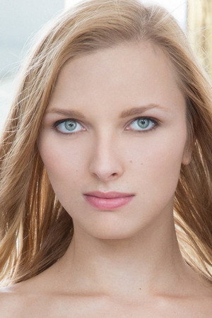 Photo of Layna Landry from the Latest Netflix gallery
