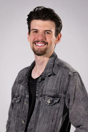 Photo of Sean Walker from the Latest Netflix gallery