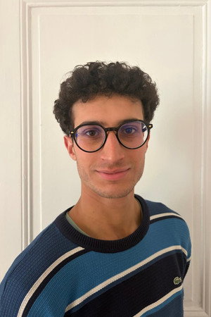 Photo of Thomas Hamza Seymour from the Latest Netflix gallery
