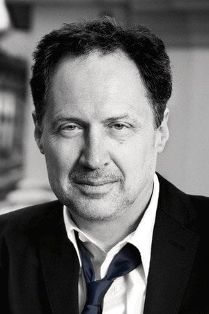Photo of Mark Isham from the Latest Netflix gallery