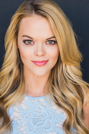 Photo of April Lynn Nelson from the Latest Netflix gallery