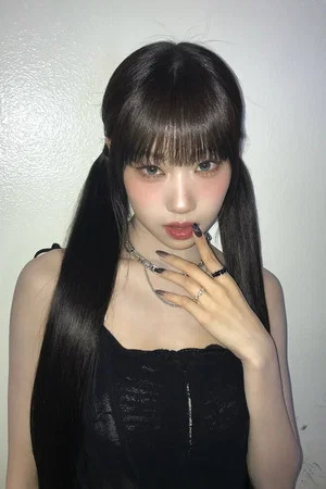 Photo of Choi Jung-eun from the Latest Netflix gallery
