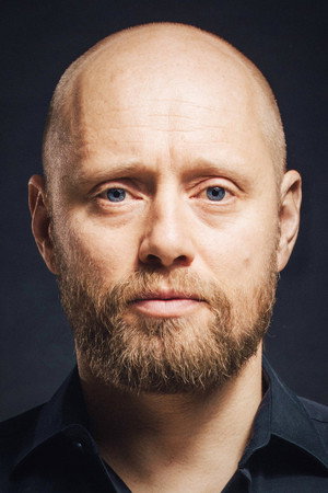 Aksel Hennie photo