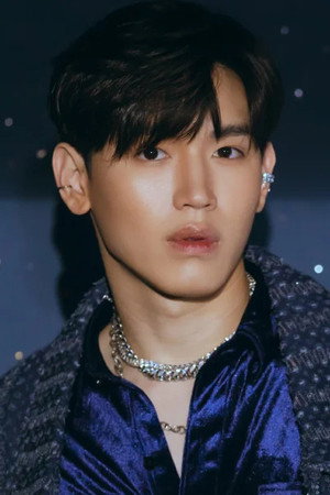 Thitipoom Techa-apaikhun photo