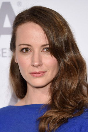 Amy Acker photo