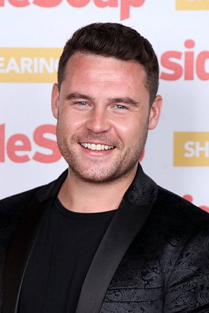 Photo of Danny Miller from the Latest Netflix gallery