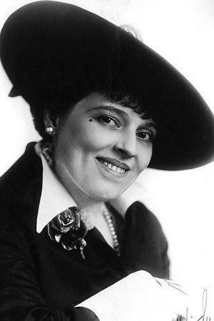 Photo of Betty Scott from the Latest Netflix gallery