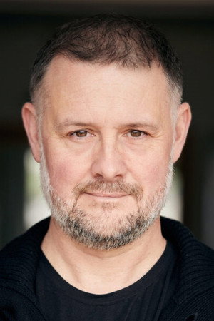 Photo of Simon Nehan from the Latest Netflix gallery