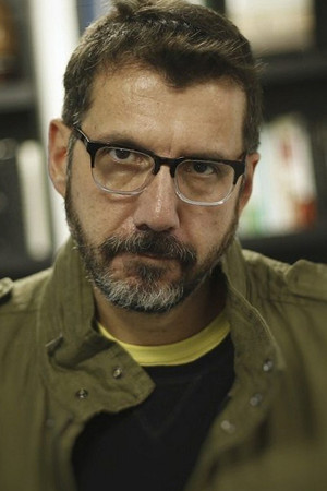 Alberto Fuguet photo