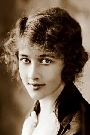 Anna Q. Nilsson photo