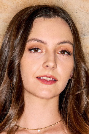 Photo of Serena Hill from the Latest Netflix gallery