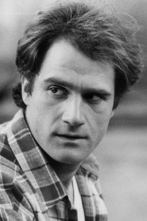 Elias Koteas photo