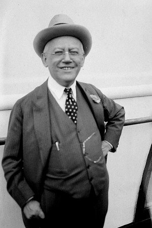 Photo of Carl Laemmle from the Latest Netflix gallery