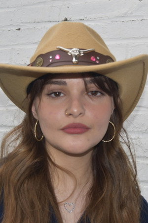 Photo of Alix Vandenbrouck from the Latest Netflix gallery