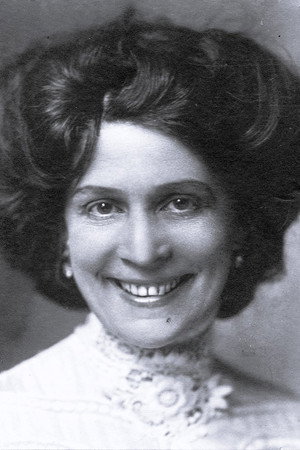 Photo of Rosa Gore from the Latest Netflix gallery