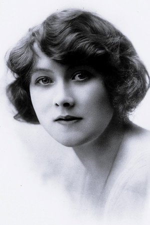Photo of Alma Taylor from the Latest Netflix gallery