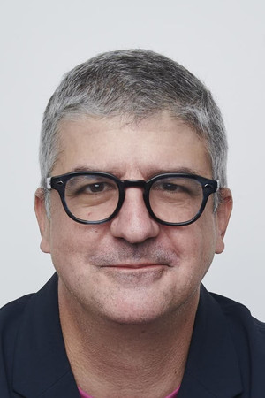Photo of Dana Snyder from the Latest Netflix gallery