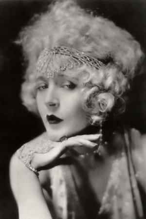 Photo of Mae Murray from the Latest Netflix gallery