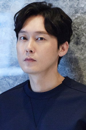 Park Byung-eun photo