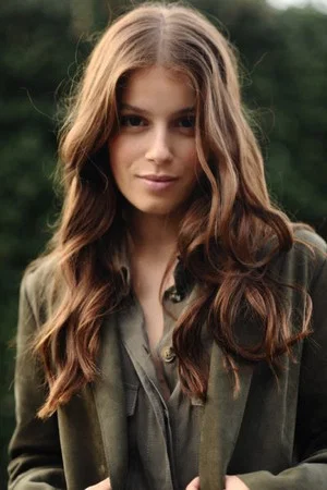 Photo of Alma Noce from the Latest Netflix gallery