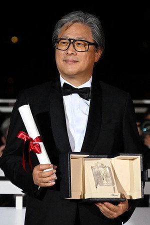 Photo of Park Chan-wook from the Latest Netflix gallery