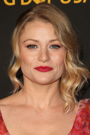 Emilie de Ravin photo