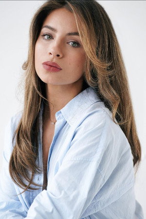 Photo of Charlotte Jordan from the Latest Netflix gallery