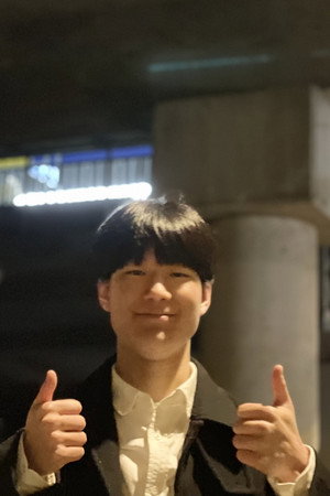 Photo of Kim Ji-sang from the Latest Netflix gallery