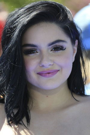 Ariel Winter photo