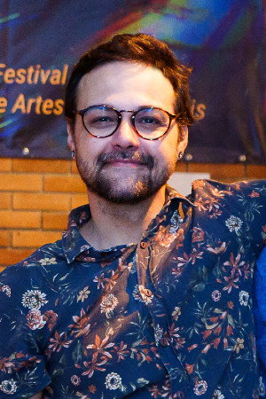Photo of Pedro Tavares from the Latest Netflix gallery