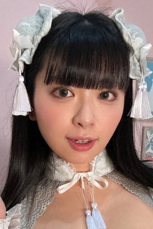 Photo of Anna Hanayagi from the Latest Netflix gallery