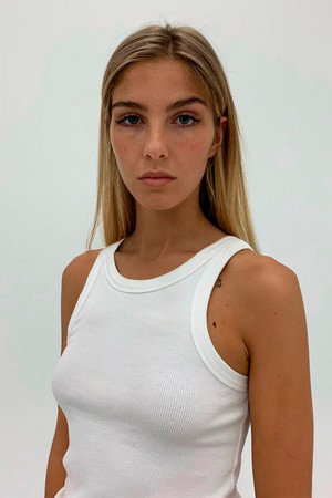 Photo of Laura Boado from the Latest Netflix gallery