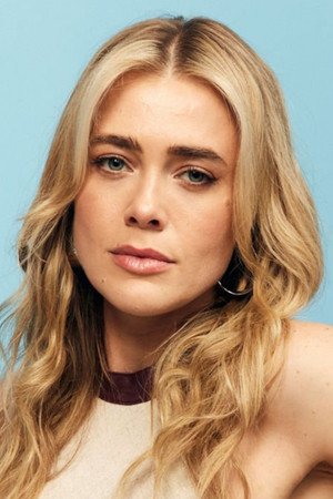 Melissa Roxburgh photo