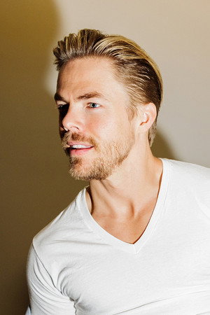 Derek Hough photo