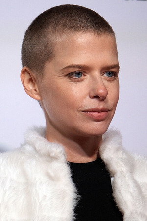 Maaike Neuville photo