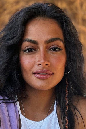 Photo of Fay Fouad from the Latest Netflix gallery
