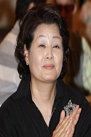 Photo of Lee Geum-ju from the Latest Netflix gallery