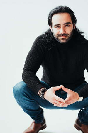 Photo of Eli Maksoudian from the Latest Netflix gallery