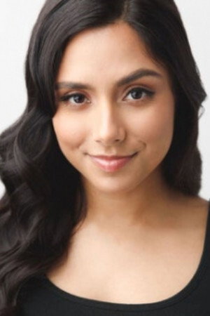 Michelle Khare photo