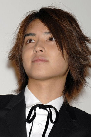 Yuya Tegoshi photo