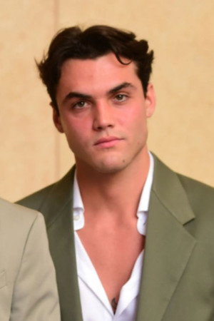 Photo of Grayson Dolan from the Latest Netflix gallery