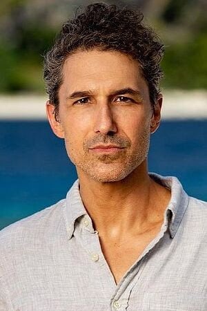 Photo of Ethan Zohn from the Latest Netflix gallery