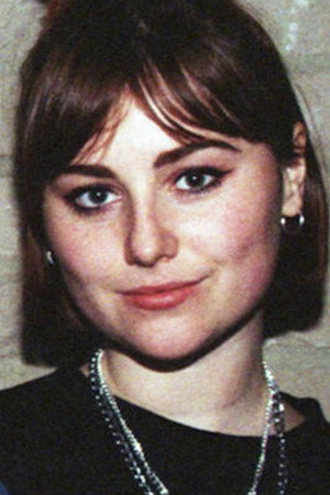 Photo of Amelia Lloyd from the Latest Netflix gallery
